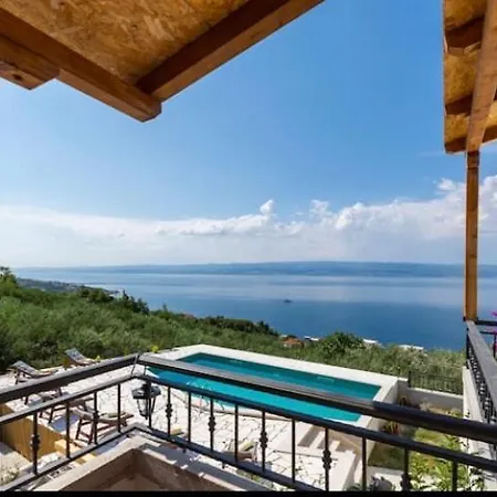 Villa Kuca Za Odmor Veronika Jesenice (Split-Dalmatia)
